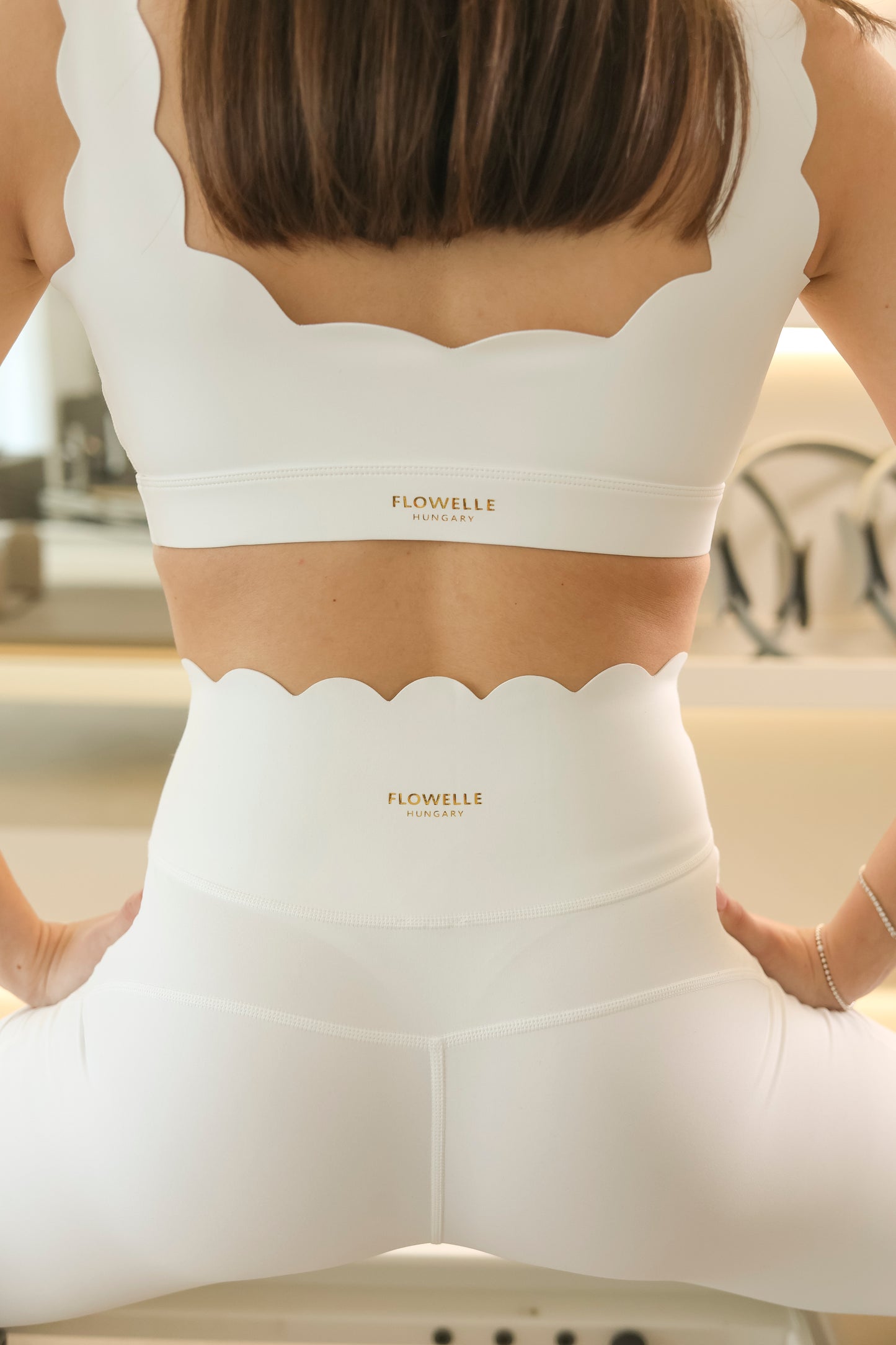 FLOWELLE- Scallop Sportmelltartó